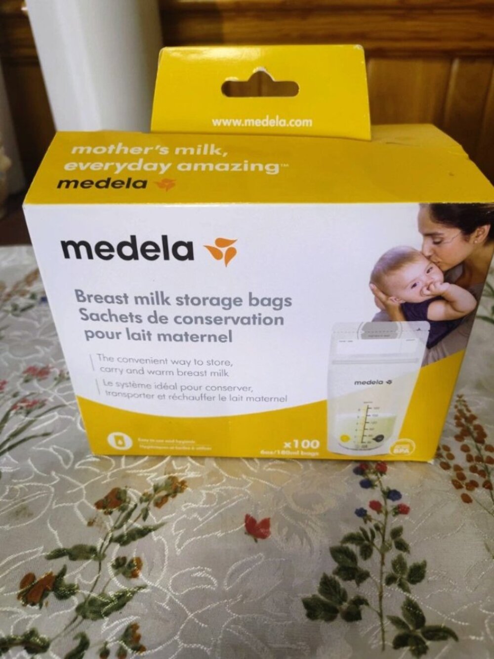Medela Breast Milk Storage Bags 6 Oz - 75 Pieces (Open Box)